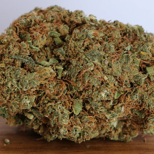 Fleur de CBD pas cher Alien OG saveur terre fraîche citronnée