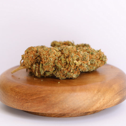 Fleur de CBD pas cher Strawberry Two, cultivée en indoor 